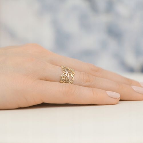 ELEGANCKI ZŁOTY PIERŚCIONEK 333 z CYRKONIAMI r.21 na Arena.pl