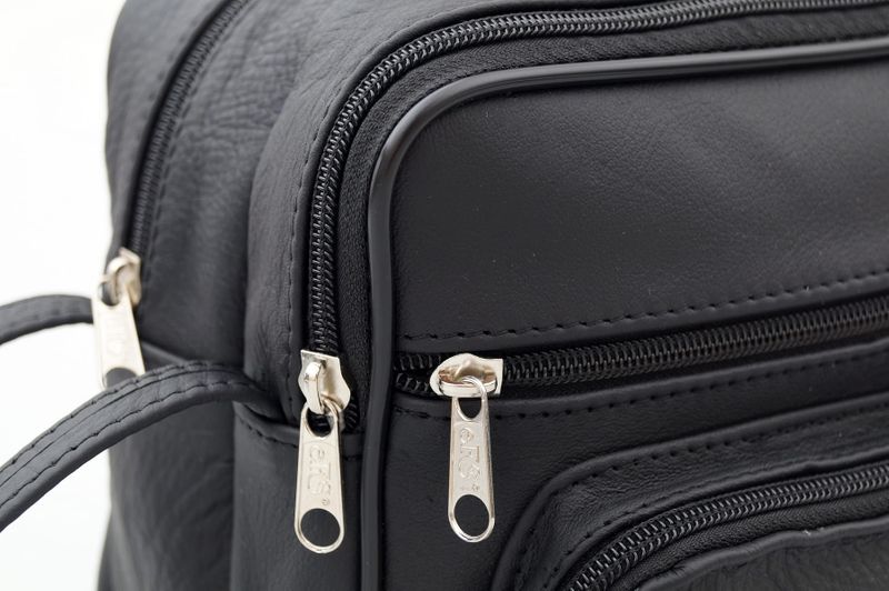 SASZETKA męska skórzana do ręki na dokumenty polska E006 czarna zdjęcie 6