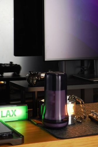 masturbator serii young - enchantress after kiss na Arena.pl