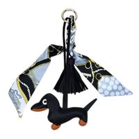 brelok do kluczy skórzany jamnik czarny z frędzlami brl374cz