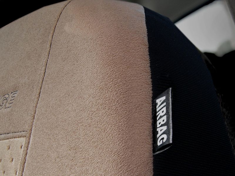 POKROWCE NA FOTELE SAMOCHODOWE PRESTIGE zdjęcie 3