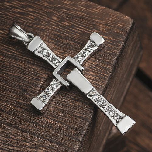 Naszyjnik krzyżyk Vin Diesel Toretto zawieszka stal chirurgiczna BLINGART na Arena.pl