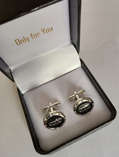 Exciting spinki do mankietów koszuli Audi na Arena.pl