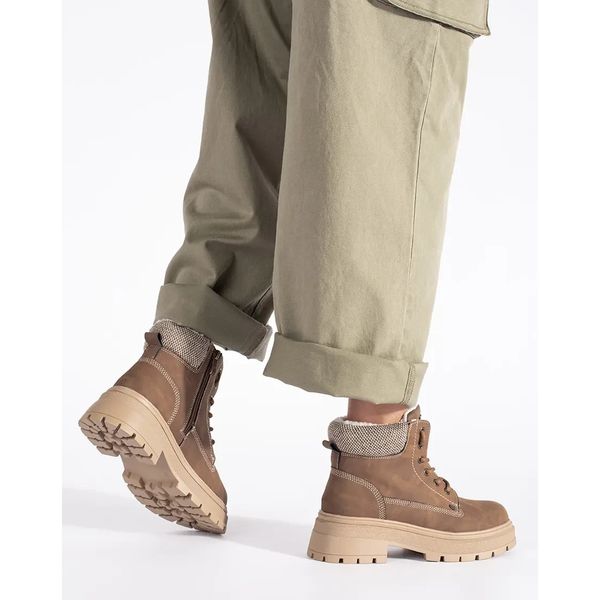 Brązowe ocieplane trapery r.36 zdjęcie 4