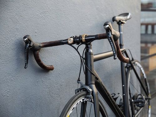 Dzwonek Knog Oi Classic duży czarny montaż 23,8-31,8 mm na Arena.pl