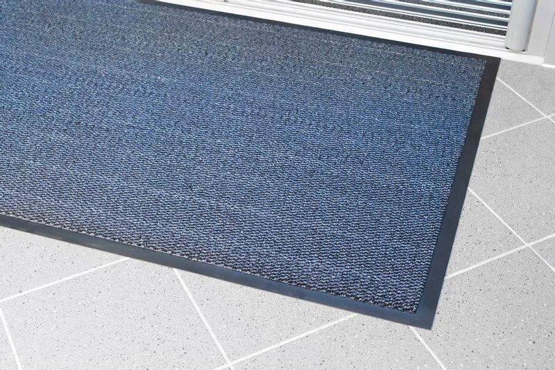 Wycieraczka wewnętrzna wejściowa do butów Vyna-Plush 600x900 niebieska zdjęcie 4