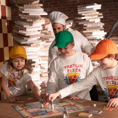 Rodzina Treflików. Cztery Sery na Arena.pl