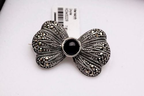 Srebrna broszka Staviori na Arena.pl