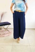 Zwiewne Spodnie z Szeroką Nogawką i Paskiem Granatowe UNI