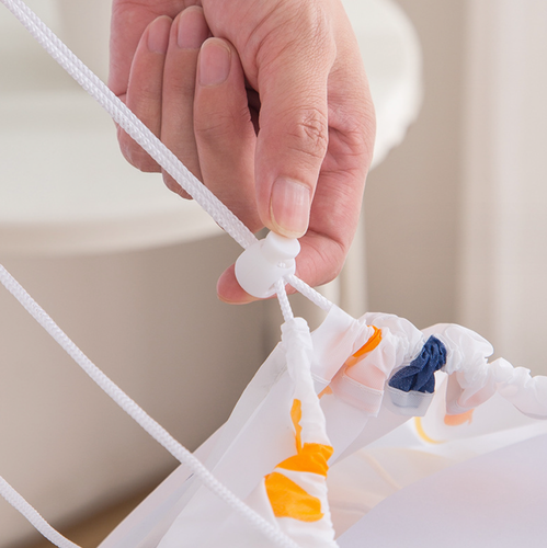 Pojemny pokrowiec peva w liściu na pościel zabawki ubrania ściągany 90x45 na Arena.pl