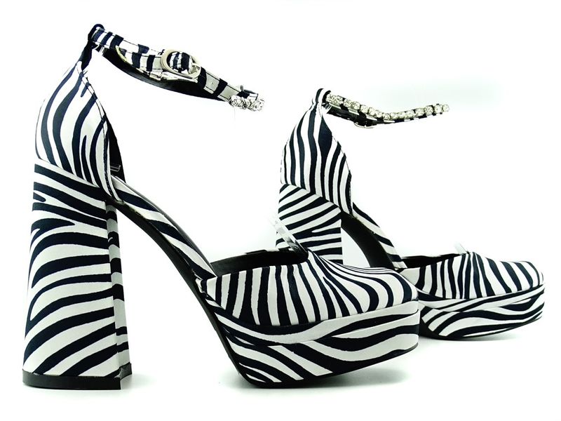 Buty na platformie zebra platformy 37 zdjęcie 3