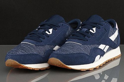 Reebok CL NYLON WR (AQ9828) na Arena.pl