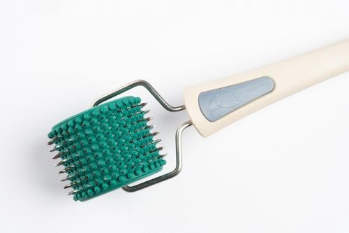 Aplikator LYAPKO WAŁEK z igłami do masażu twarzy ZIELONY + GRATIS na Arena.pl