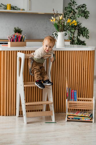 pomocnik kuchenny Moon biały na Arena.pl