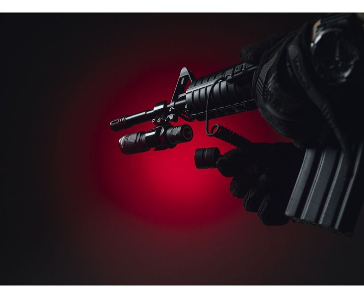 Latarka Armytek Dobermann Pro Magnet USB White zdjęcie 4