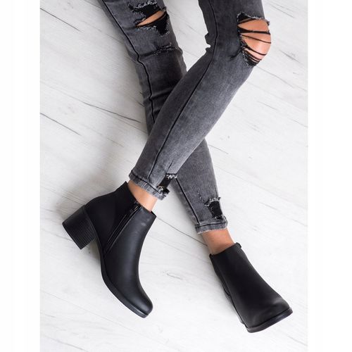 Botki Na Słupku r.38 na Arena.pl