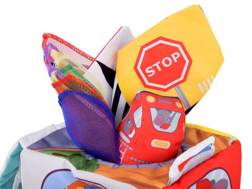 KOLOROWA  KOSTKA SENSORYCZNA POJAZDY PUDEŁKO Z CHUSTECZKAMI na Arena.pl