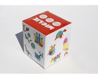 Zestaw ten zawiera 5 różnych scenerii oraz ponad 150 naklejek z elemnt