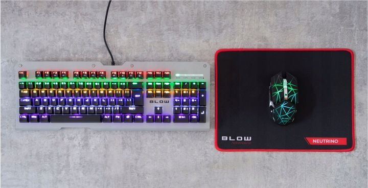 MYSZKA GAMINGOWA DLA GRACZY BEZPRZEWODOWA MYSZ OPTYCZNA LED RGB + PODKŁADKA zdjęcie 3