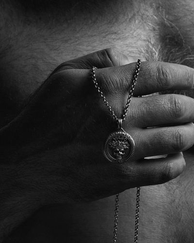 Wisiorek Znak zodiaku - SCORPIO. MEMENTO MORI (skorpion) na Arena.pl