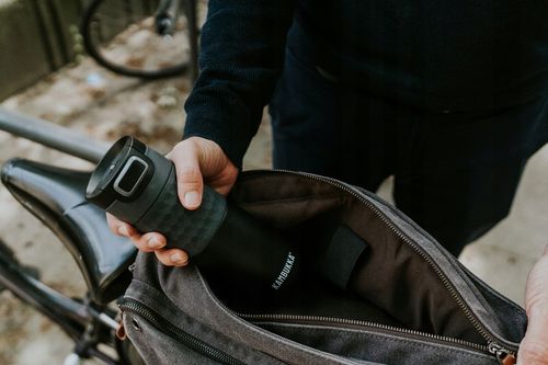 KAMBUKKA Etna Grip Czarny kubek termiczny 11-01010 0,5L na Arena.pl