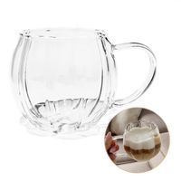 filiżanka z falowanymi ściankami ryflowana z uchem 425 ml 1szt szk203