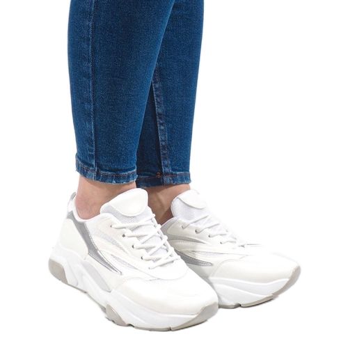Białe sneakersy sportowe SX001-9 r.39 na Arena.pl