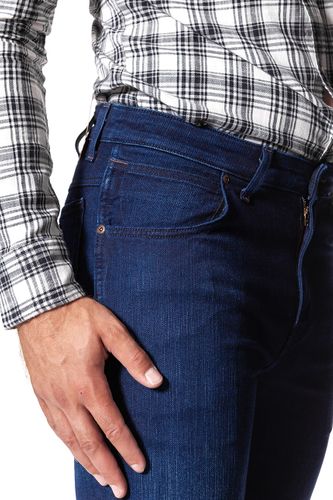 WRANGLER TEXAS STRETCH GUST BUSTER W121BX77V W33 L34 na Arena.pl