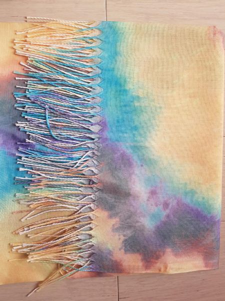 Cieniowana chustka apaszka z frędzlami wiosna 07 zdjęcie 2