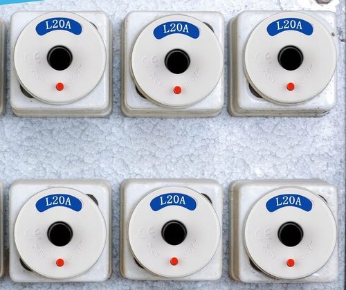 BEZPIECZNIK AUTOMATYCZNY WKRĘCANY KOREK 20A E27 1P IP20 50-60Hz na Arena.pl