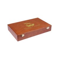 Zestaw wabików myśliwskich w drewnianej skrzynce