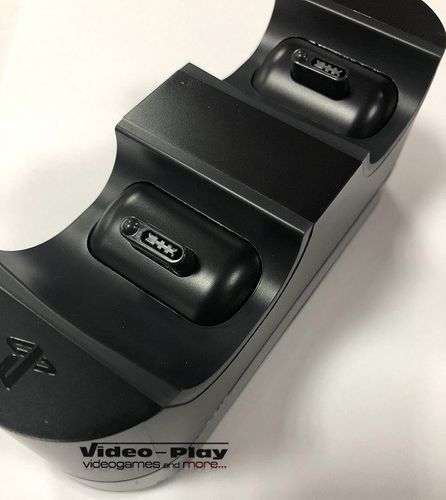 Stacja dokująca ładowarka padów Sony DualShock 4 na Arena.pl