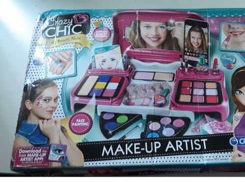 OUTLET CLEMENTONI Studio makijażu MAKE UP na Arena.pl