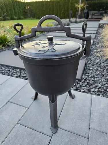 Kociołek żeliwny myśliwski 8 litrów na Arena.pl