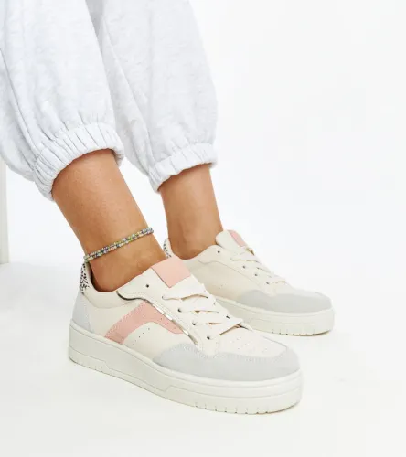 Białe sneakersy na platformie Walda 37 na Arena.pl