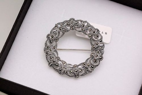 Srebrna broszka RDM2855 - Markazyty na Arena.pl