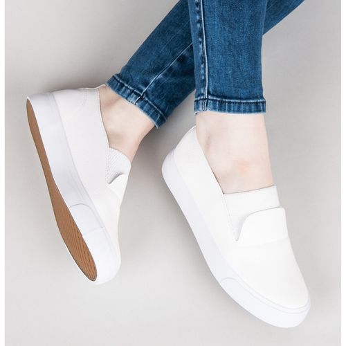 Białe slipony r.38 na Arena.pl