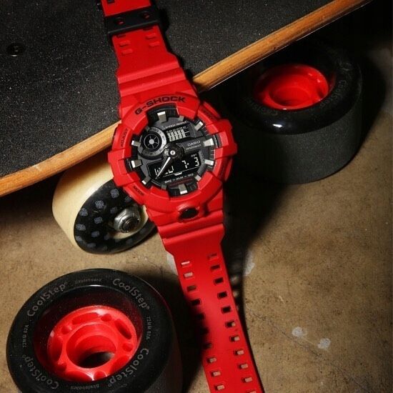 Zegarek męski Casio G-SHOCK Casio-GA-700-4AER zdjęcie 2