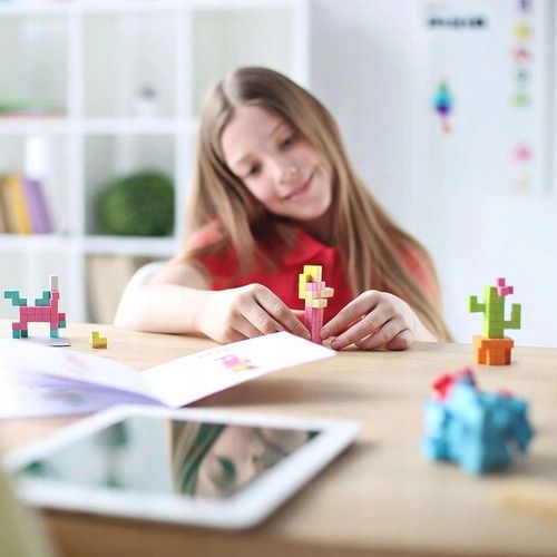 Klocki magnetyczne kreatywne Niespodzianka PIXIO Mini figures 27-44 klocków na Arena.pl