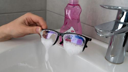 Innowacyjny Japoński SZAMPON DO OKULARÓW o zapachu Kwiatowym - 200ml SOFT99 na Arena.pl