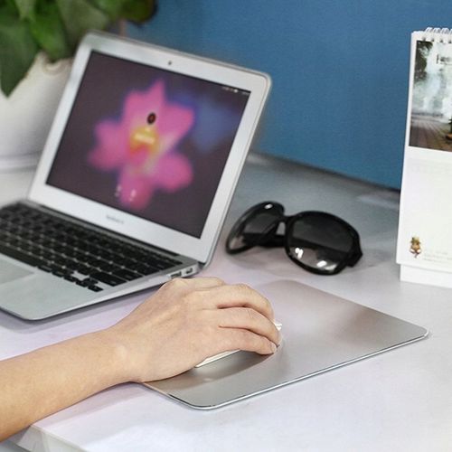 ALUMINIOWA PODKŁADKA POD MYSZ PC APPLE MAGIC MOUSE na Arena.pl