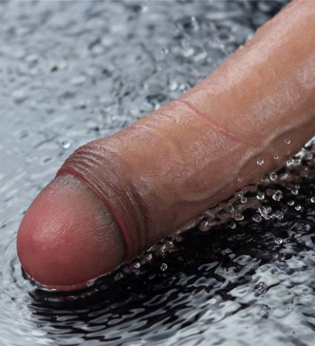 Realistyczny wibrator z wyraźnymi żyłami na Arena.pl