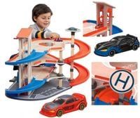 DUŻY DREWNIANY PARKING Z SAMOCHODAMI RUCHOMA WINDA