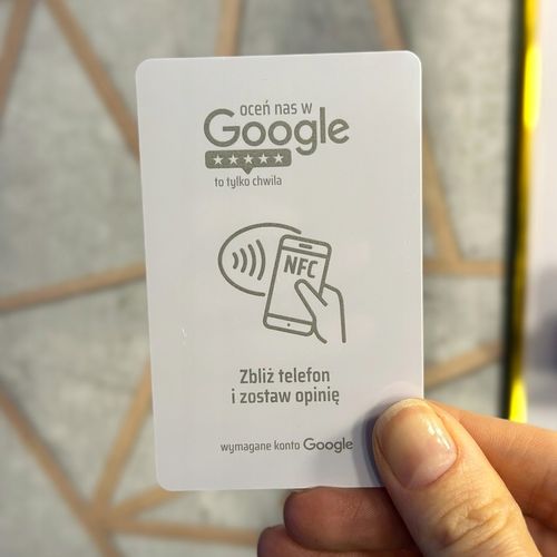 Stojak NFC QR do opinii Google tabliczka prezenter + nazwa firmy + GRATIS na Arena.pl