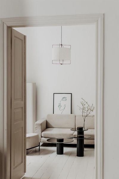 Stolik TYK 630 dąb czarny, blat lustro zdjęcie 5