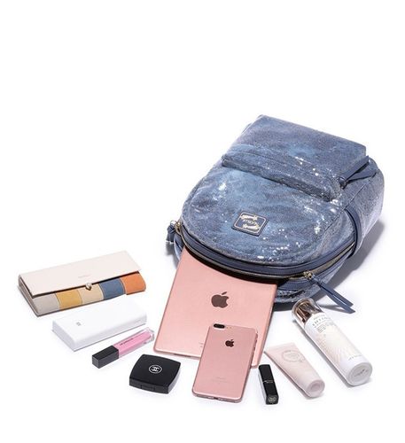 Błyszczący niebieski plecak na Arena.pl