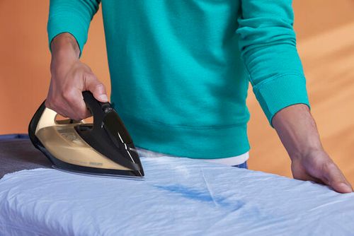 Żelazko parowe Philips Azur 7000 Series DST7040/80 na Arena.pl