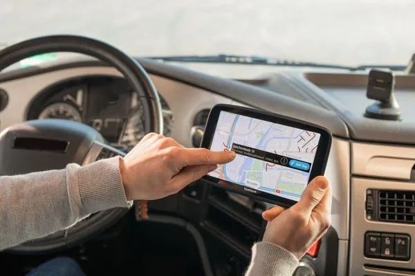 Nawigacja TOMTOM GO Expert 7 Plus zdjęcie 16