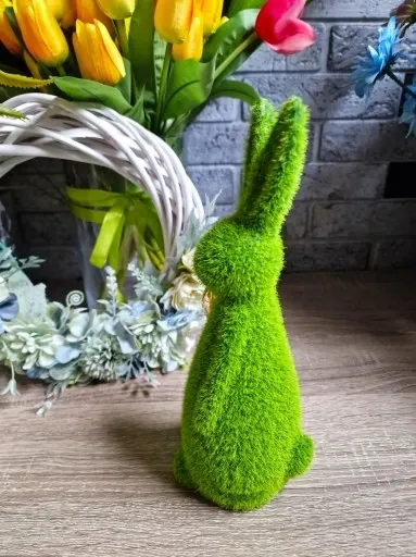 FIGURKA WIELKANOCNY ZAJĄC KRÓLIK zielony ze złotym jajkiem model I zdjęcie 8