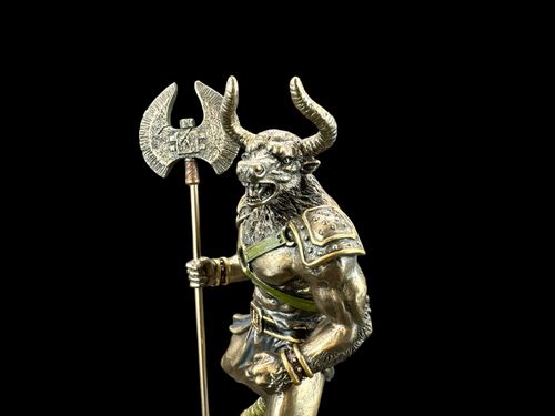 Minotaur grecki strażnik labiryntu Veronese WU78125A4 na Arena.pl